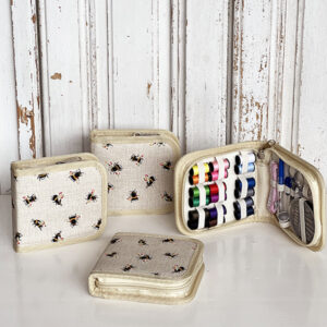 Hobby Gift Sewing Kit Naaietui Bee