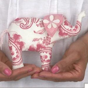 Bunny Hill Designs Lily Olifantje